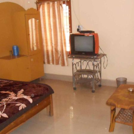 Kaziranga Rhino Guest House Hatikhuli エクステリア 写真